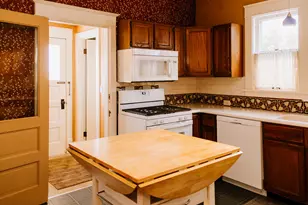 226 W 15th St, Holland, MI 49423 - Photo 18