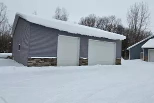 4230 Fenwick Dr, Dorr, MI 49323 - Photo 32