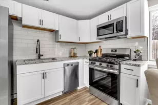 12 Faust Ct, Ann Arbor, MI 48108 - Photo 6