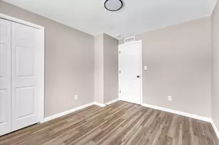 12 Faust Ct, Ann Arbor, MI 48108 - Photo 46