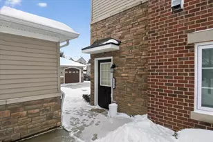 5635 Arbor Chase Dr, Ann Arbor, MI 48103 - Photo 36