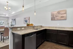 5635 Arbor Chase Dr, Ann Arbor, MI 48103 - Photo 14