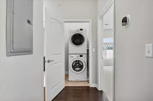 5635 Arbor Chase Dr, Ann Arbor, MI 48103 - Photo 26