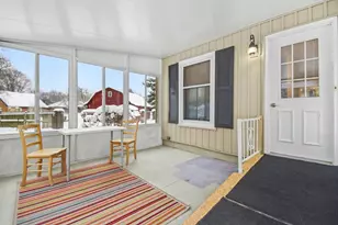 636 Village Ln, Jenison, MI 49428 - Photo 2