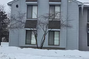 3805 Sparrow Wood Dr, Ann Arbor, MI 48108 - Photo 2