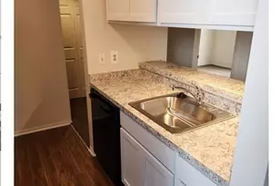 3805 Sparrow Wood Dr, Ann Arbor, MI 48108 - Photo 4