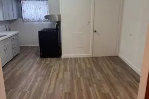 2313 Riordan St, Muskegon, MI 49444 - Photo 8