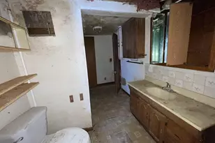 320 Lutzke Rd, Saginaw, MI 48609 - Photo 6