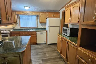 14487 Magnolia Dr, Grand Haven, MI 49417 - Photo 8