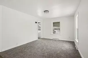 2484 Lincoln St, Muskegon, MI 49441 - Photo 10