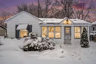 2484 Lincoln St, Muskegon, MI 49441 - Photo 1