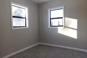 462 W Main St, Grand Ledge, MI 48837 - Photo 16