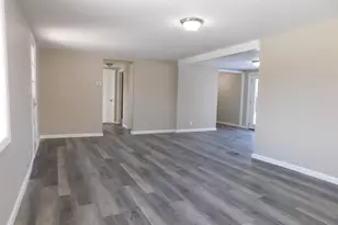 462 W Main St, Grand Ledge, MI 48837 - Photo 10