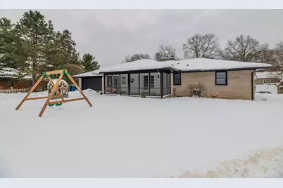 906 Wilshire Boulevard, Kalamazoo, MI 49008 - Photo 2