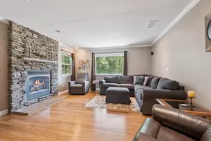 959 Menominee Dr, Howell, MI 48843 - Photo 6