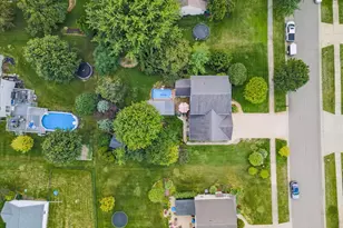 959 Menominee Dr, Howell, MI 48843 - Photo 68