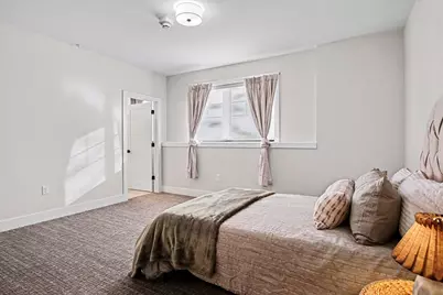 826 Fairview Avenue NE #4, Grand Rapids, MI 49503 - Photo 12