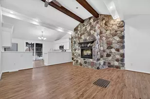 210 W Grove Ave, Michigan Center, MI 49254 - Photo 6