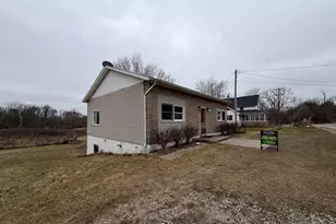 4760 E Main St, Stockbridge, MI 49285 - Photo 2