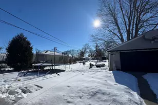 24030 Harvard Shore Dr, Saint Clair Shores, MI 48082 - Photo 34