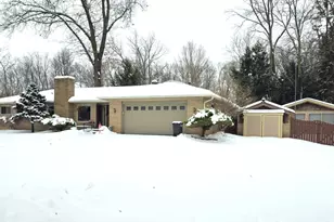 4835 Staten Dr, Jackson, MI 49201 - Photo 4