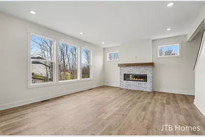 5967 Claymont Court SE, Caledonia, MI 49316 - Photo 8