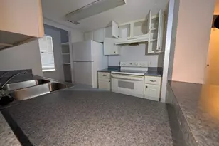 849 Brandon Ave, Pontiac, MI 48340 - Photo 2