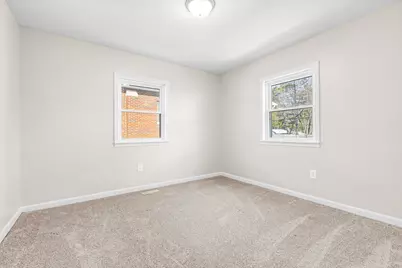 923 Wayne Street, Jackson, MI 49202 - Photo 12