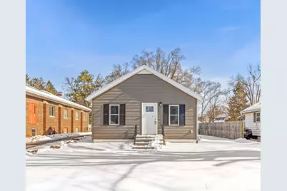 923 Wayne Street, Jackson, MI 49202 - Photo 1