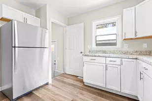 923 Wayne St, Jackson, MI 49202 - Photo 16