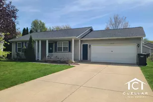 13314 Tamarack St, Holland, MI 49424 - Photo 1