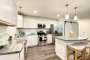 4294 Highpoint Dr, Wayland, MI 49348 - Photo 8