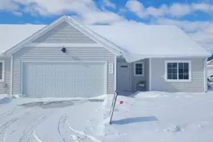 4294 Highpoint Dr, Wayland, MI 49348 - Photo 2