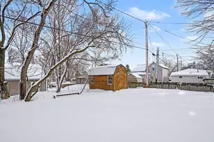 913 Elliott Ave, Grand Haven, MI 49417 - Photo 38