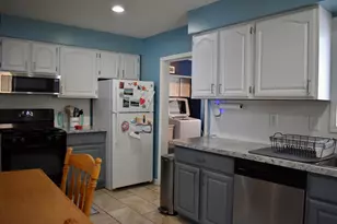 21756 Weller Ave, Warren, MI 48089 - Photo 18