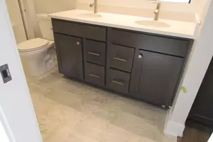 15706 Hawley Dr, Grand Haven, MI 49417 - Photo 12