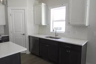 15706 Hawley Dr, Grand Haven, MI 49417 - Photo 6