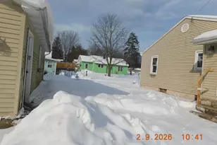 801 W Front St, Buchanan, MI 49107 - Photo 14