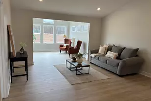 15708 Hawley Dr, Grand Haven, MI 49417 - Photo 4