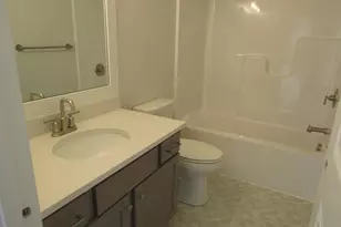 15708 Hawley Dr, Grand Haven, MI 49417 - Photo 18