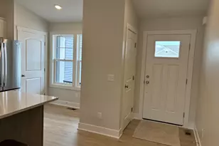 15708 Hawley Dr, Grand Haven, MI 49417 - Photo 4