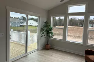 15708 Hawley Dr, Grand Haven, MI 49417 - Photo 14