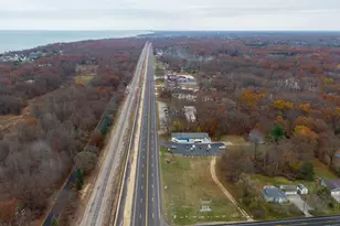 19175 US-12, New Buffalo, MI 49117 - Photo 8