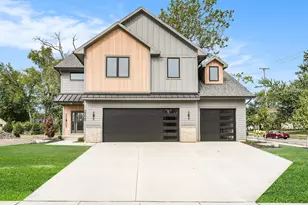 2335 Elinor Ln SE, Grand Rapids, MI 49506 - Photo 4