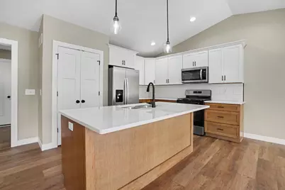 7827 Hatton Circle, Richland, MI 49083 - Photo 2