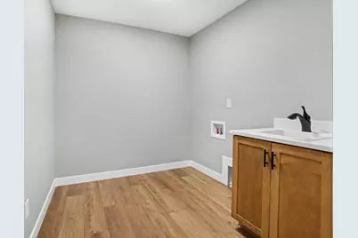 7827 Hatton Circle, Richland, MI 49083 - Photo 10