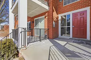 27636 E Echo Valley E, Farmington Hills, MI 48334 - Photo 4