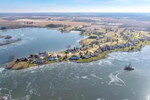 7772 Wexford Ct, Onsted, MI 49265 - Photo 2