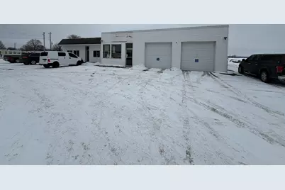 24977 Us-12, Sturgis, MI 49091 - Photo 1