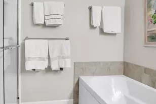 6277 Northridge Woods Dr, Brighton, MI 48116 - Photo 16